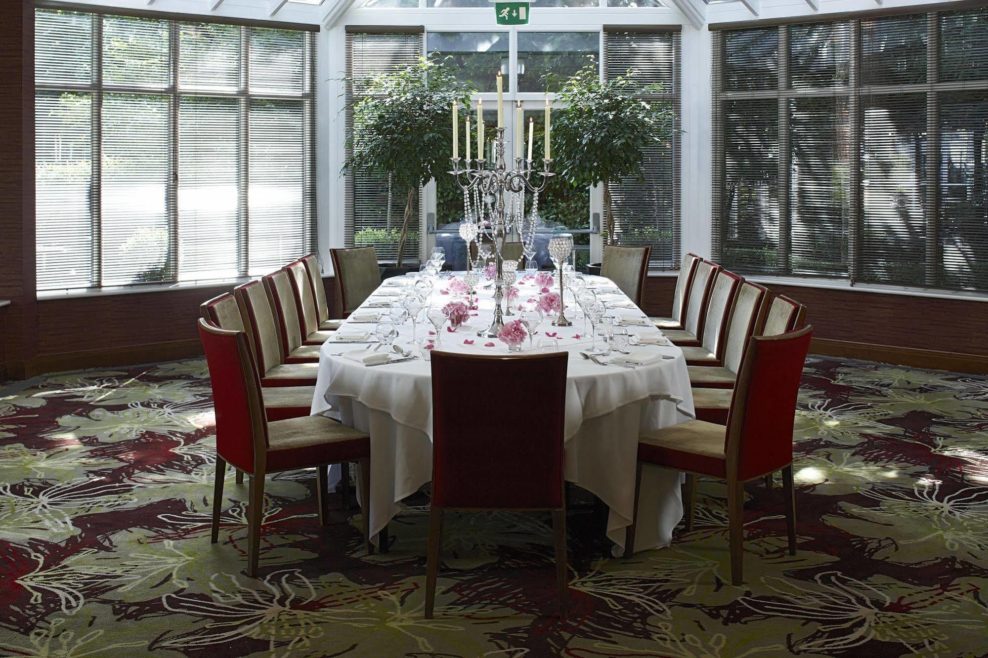 Hotel The Bull Gerrards Cross